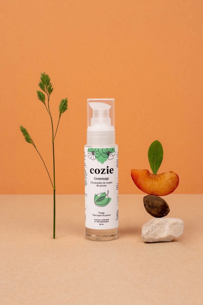 Cozie | Gommage visage - à la poudre de noyau de prune