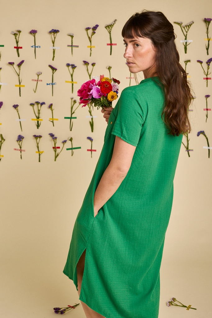 GRAINE | Robe en coton biologique Bouleversement - Vert gazon