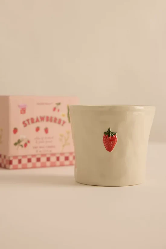 DESIGNWORKS COLLECTIVE | Bistro 8oz/226g Grapes Embossed Ceramic Candle - Bordeaux Grape Boxed (copie)