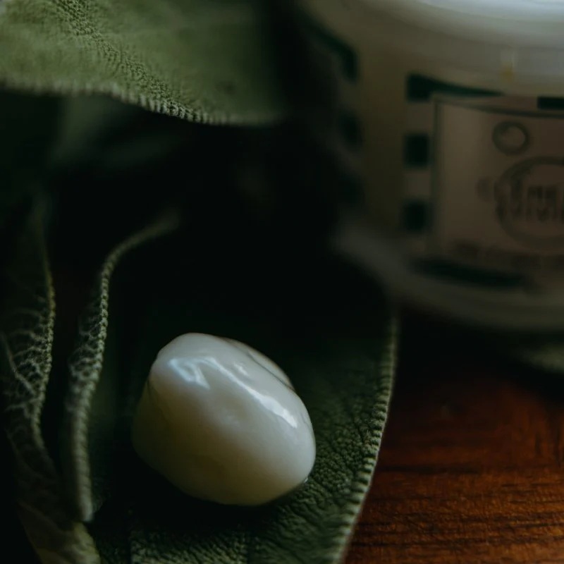 Clémence et Vivien || Déodorant naturel - l'Herbacé