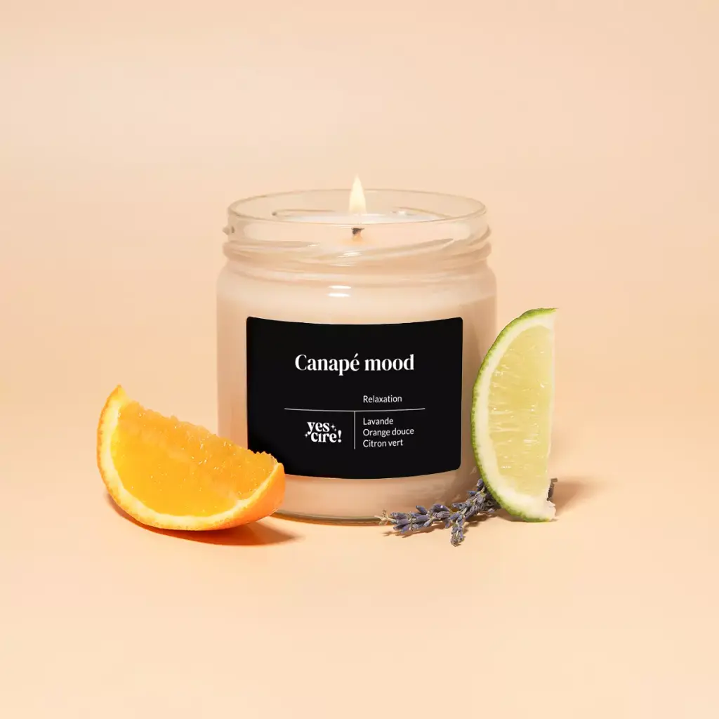 bougie-vegetale-yescire-aux-huiles-essentielles-et-peche-made-in-france.jpeg.webp