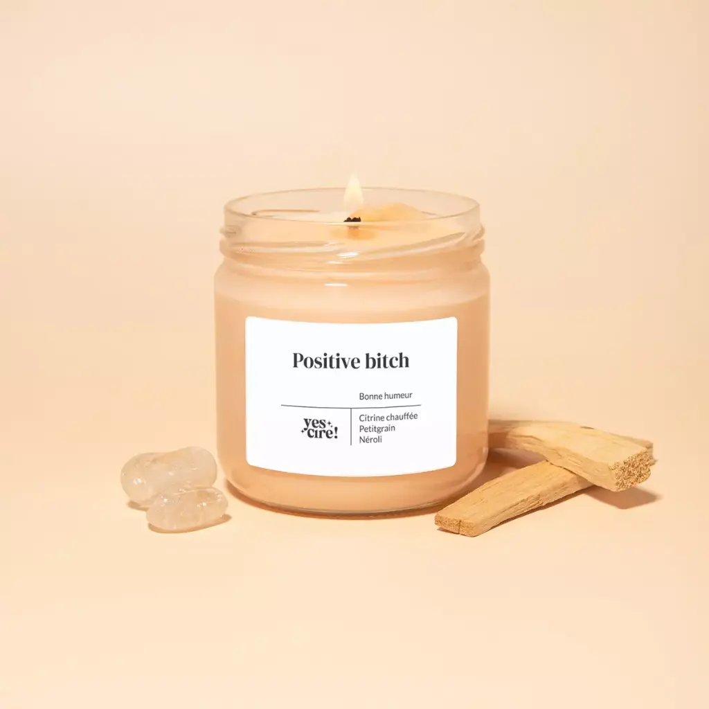 bougie-vegetale-yescire-avec-une-pierre-citrine-chauffee-made-in-france.jpeg.webp