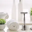 bambaw-double-edge-single-blade-metal-safety-razor-with-stand-silver_fd8761ae-9eb2-4475-9439-e56942d90609.webp