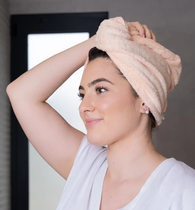 serviette-cheveux-super-absorbante-melon (3).webp