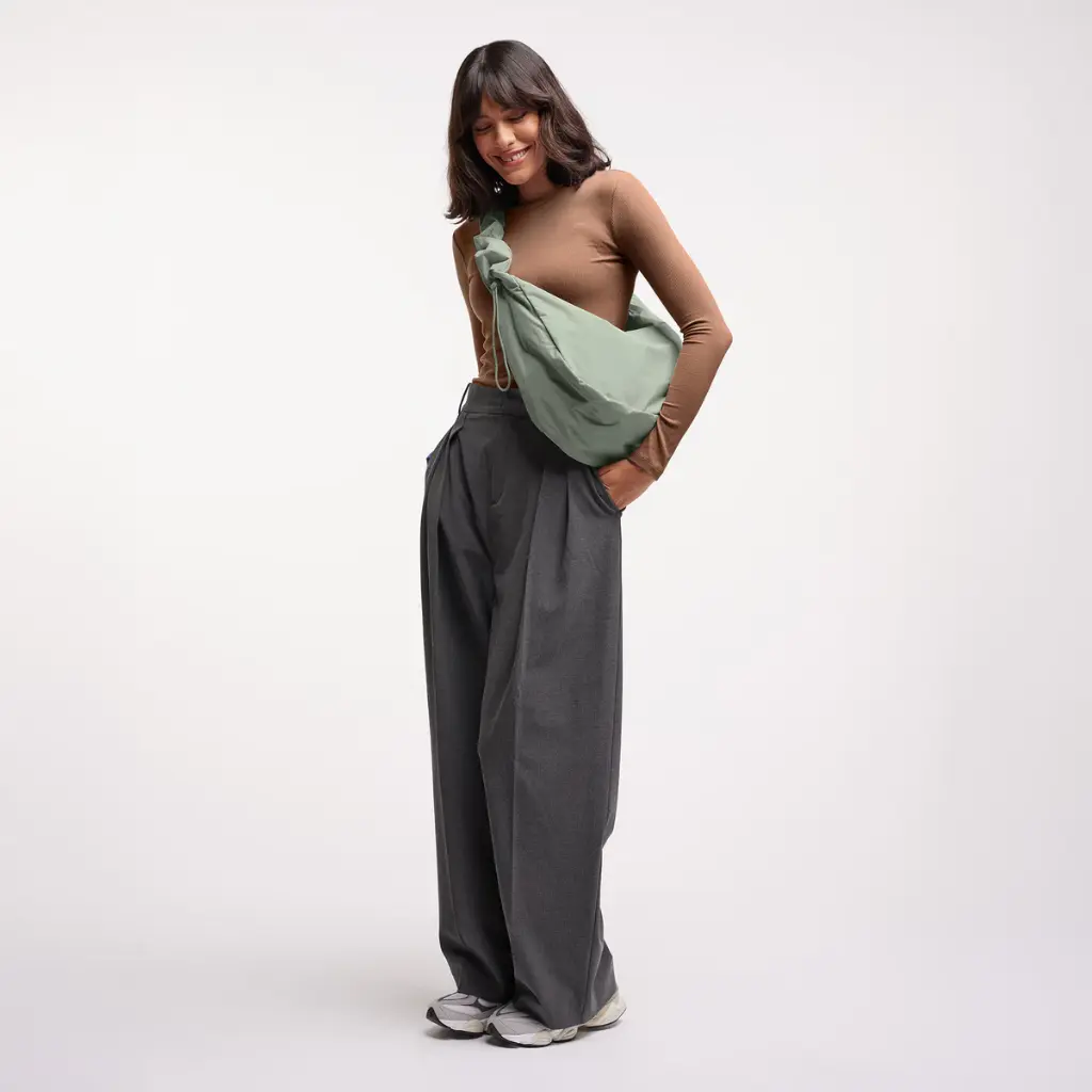 241209__fraukeboensch_MOON_BAG_RUFFLE_bass_Online_bis260709_08605.webp