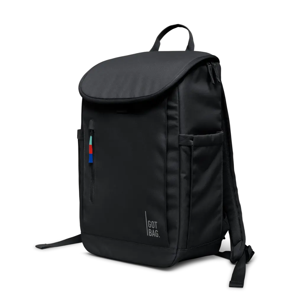 SERENE_PACK_black_02-diagonal_shadow.webp