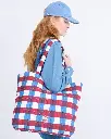 26W_Cabas_matelasse_Garden_vichy_multicolore_Casquette_l_amour_est_declare_denim_clair_emoi_emoi_LOOK_04_J1_32386_web.webp