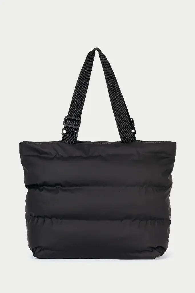 T1071-HRIM-BLACK-FW26-02.webp
