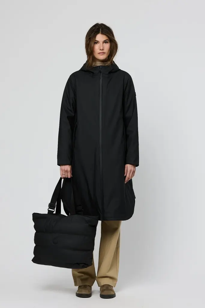 T1071_HRIM_BLACK-5951_33ef0bec-4b6b-493e-81b9-43956b6593e6.webp