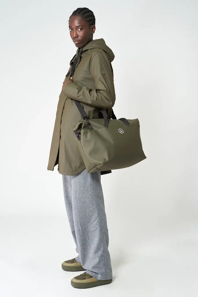 T1040-Bora-Khaki-Fw25-4.webp