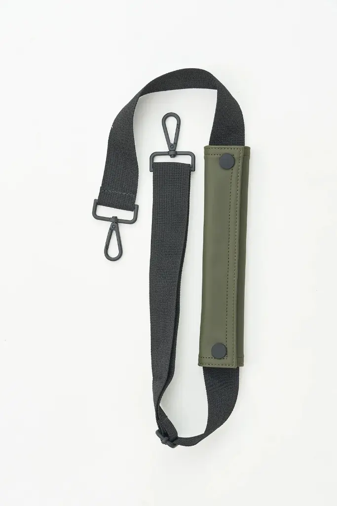 Bora-Khaki-Tanta-Rainwear-FW24-46032025_ca4544ee-6cd9-4687-b2a5-a4efb39e75ed.webp