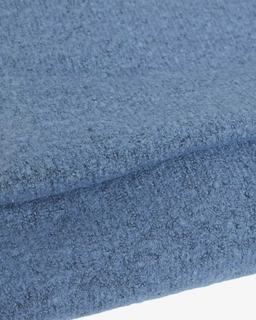 Souffle_yarn_scarf-Scarfs-4220011-1226_Vintage_Indigo.webp