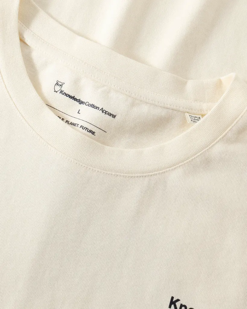 Back_print_t-shirt-T-shirts-1010176-1387_Egret-2.webp