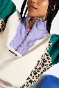 PERPETE-sweat-retro-col-camioneur-emma-leo-vert-coton-bio-ecom-Laure-zoom-Prism_2048x.webp