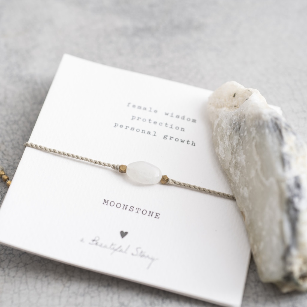 A Beautiful Story | Bracelet Gemstone - Moonstone Gold