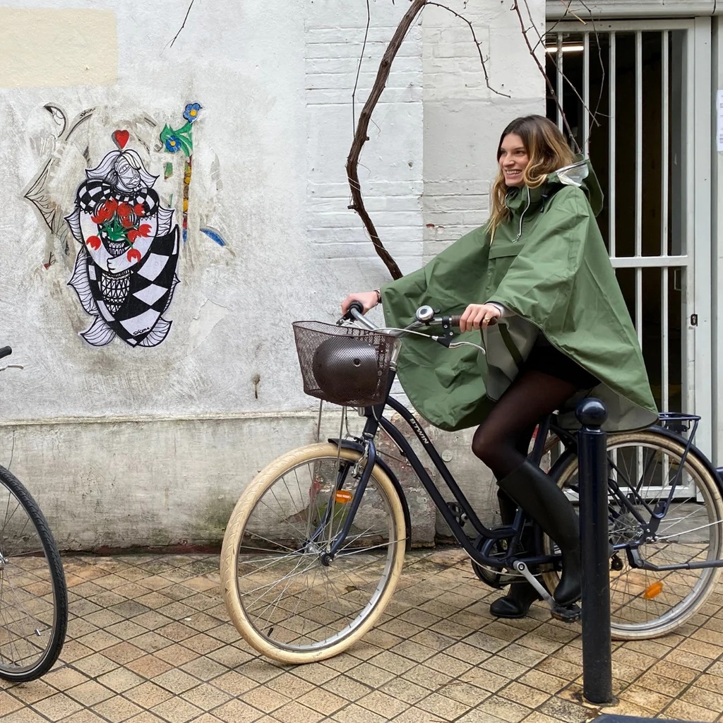 LE TEMPS DES GRENOUILLES || Cape de pluie Cap Vert – Vert olive