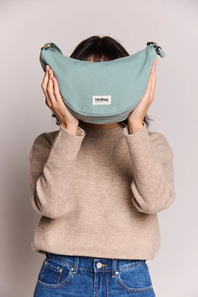 HINDBAG || Sac banane demi-lune Andrea – Sauge