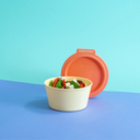 Koziol || Bol avec couvercle Nora 700 ml – Jaune doux / Corail intense