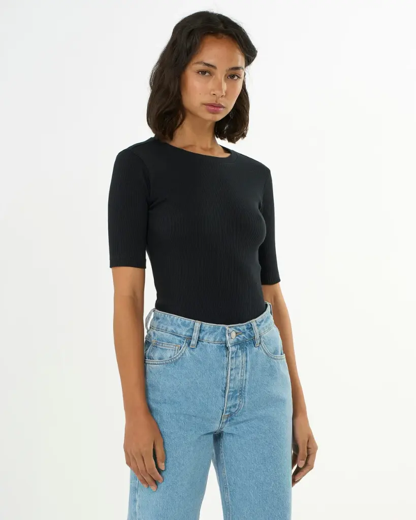 KNOWLEDGE COTTON APPAREL || T-shirt côtelé femme - Rib t-shirt - Black Jet