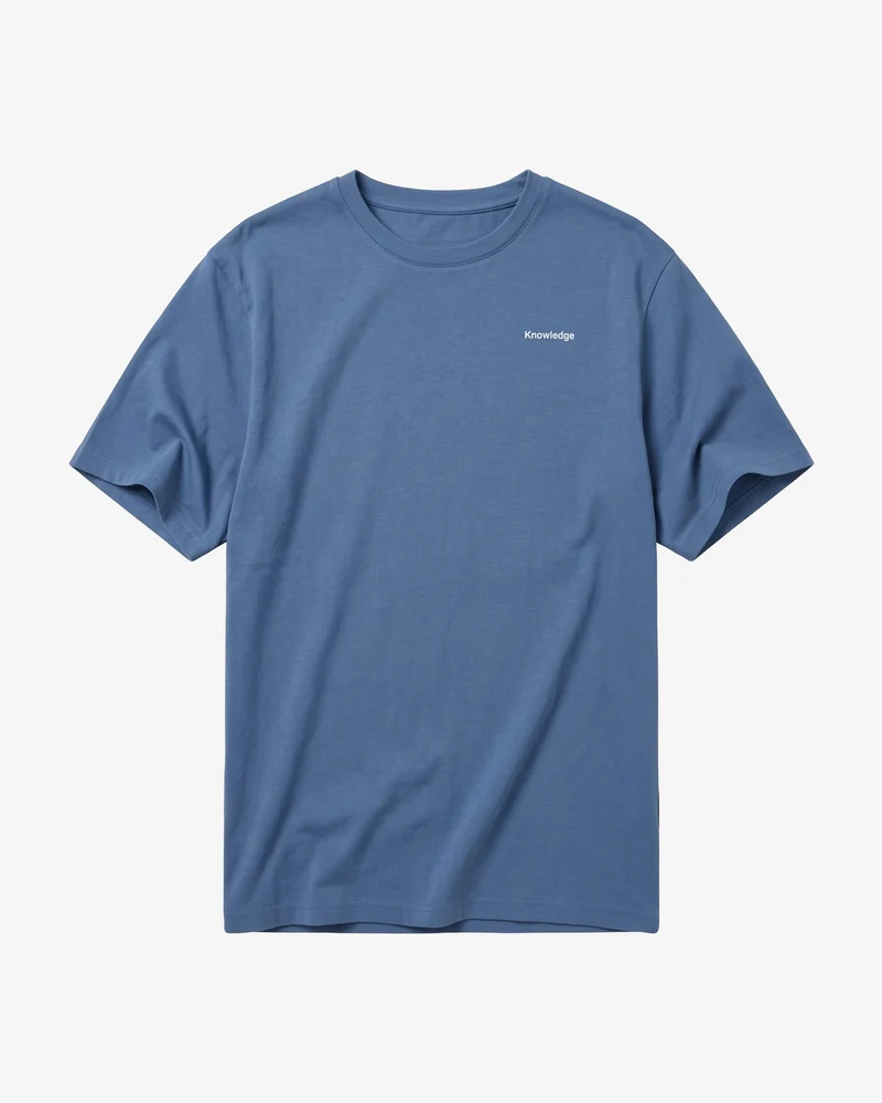 KNOWLEDGE COTTON APPAREL || Tee-shirt à imprimé au dos - Back Print T-Shirt - Vintage Indigo