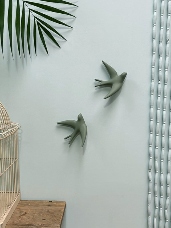[MCC-VOLAGES-VERTPROVEN] MONOCHROMIC || Décoration Murale Hirondelle Les Volages – Vert Provençal