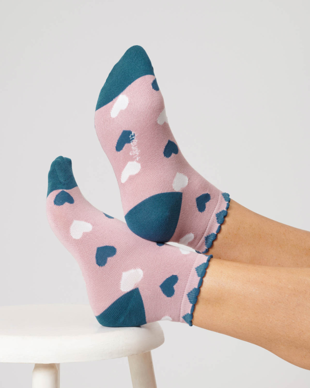 [BTR-TA575B-PETAL-PINK- 4-7] THOUGHT | Chaussettes femme mi-hautes Heart - Petal pink