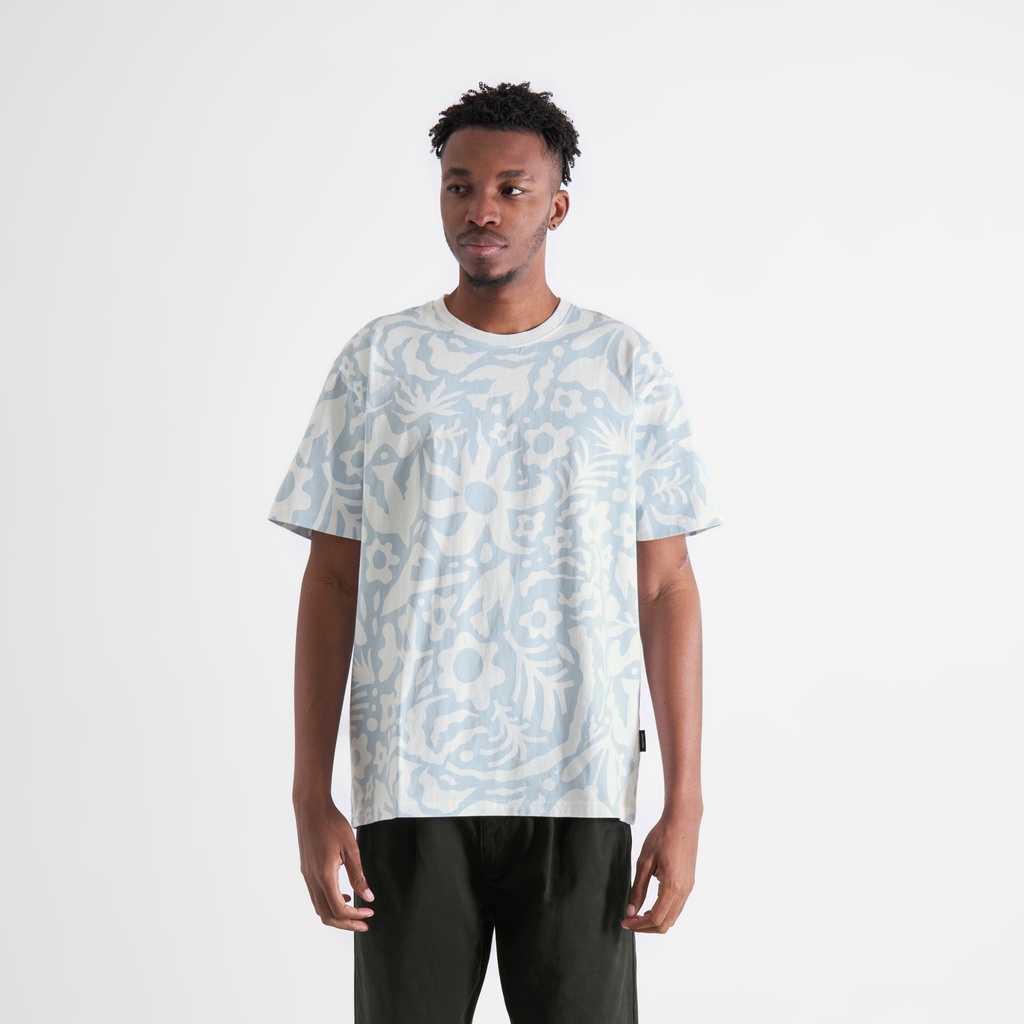 DEDICATED | T-shirt Stockholm Wonky Beach - Blue Skyway