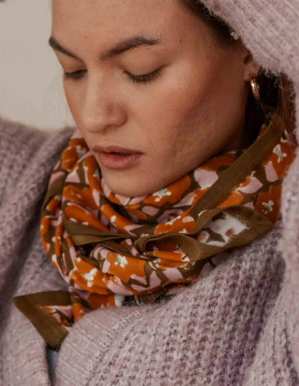 [BIN-FL_POS_CAN] BINDI ATELIER || Grand Foulard – Posy Cannelle 