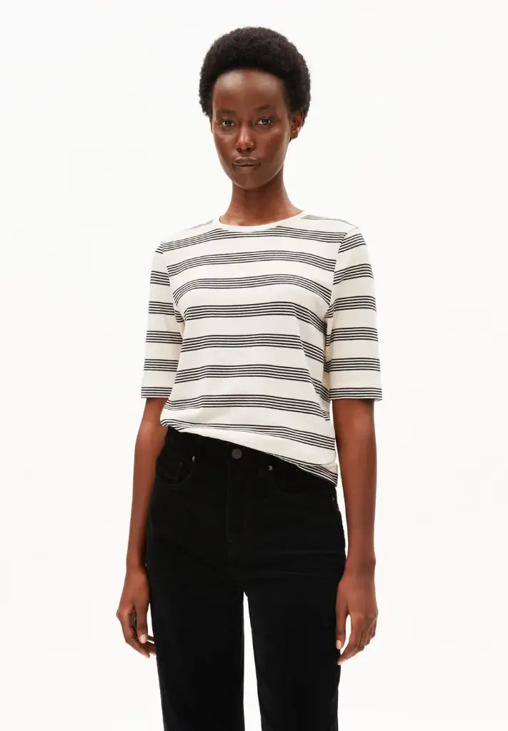 ARMEDANGELS || Tee-shirt rayé Jaanisara Fine Stripe – Oatmilk & Black